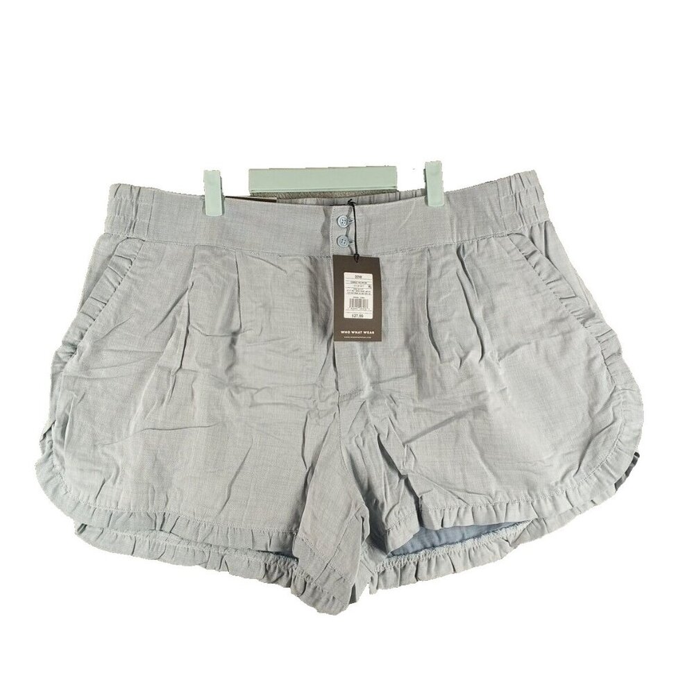 NWT Who What Wear Summer Shorts Plus Size Chambray Twill 100% Cotton Light Blue